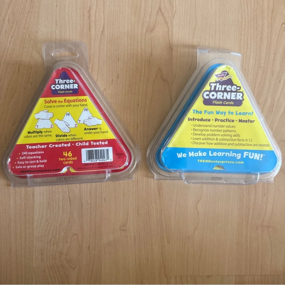 Lot of 2 Three-Corner Flash Cards: Addition/Subtraction, Multiplication/Division